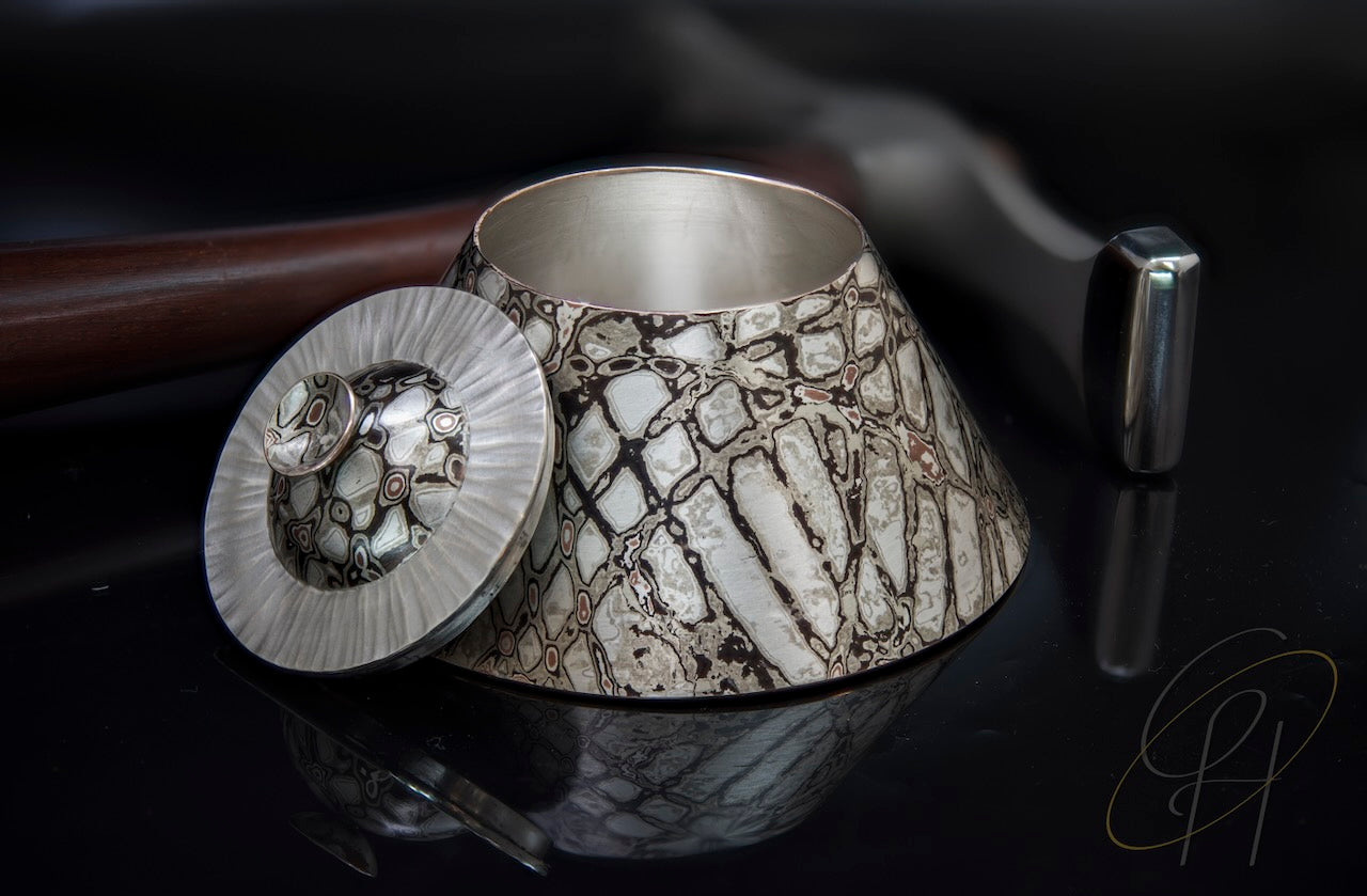 Dosen, Becher, Vasen, Objekte