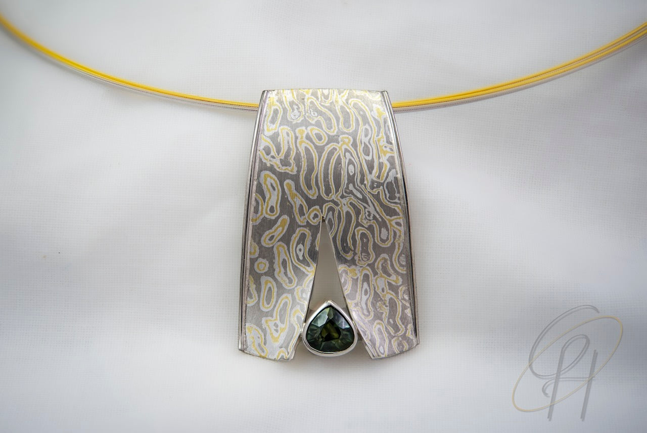 Mokume Gane Anhänger mit Safir