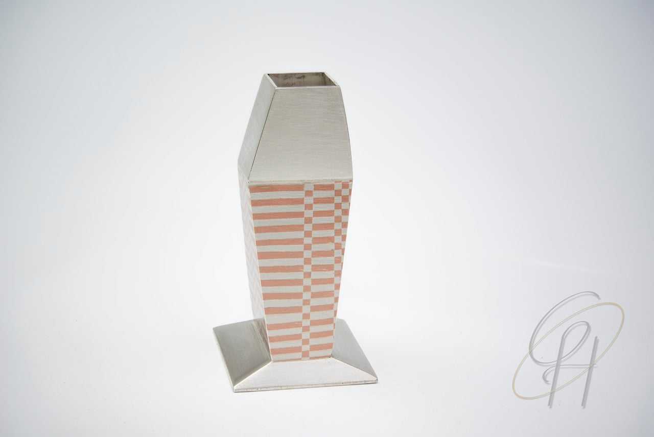 Vase in Silber und Kupfer